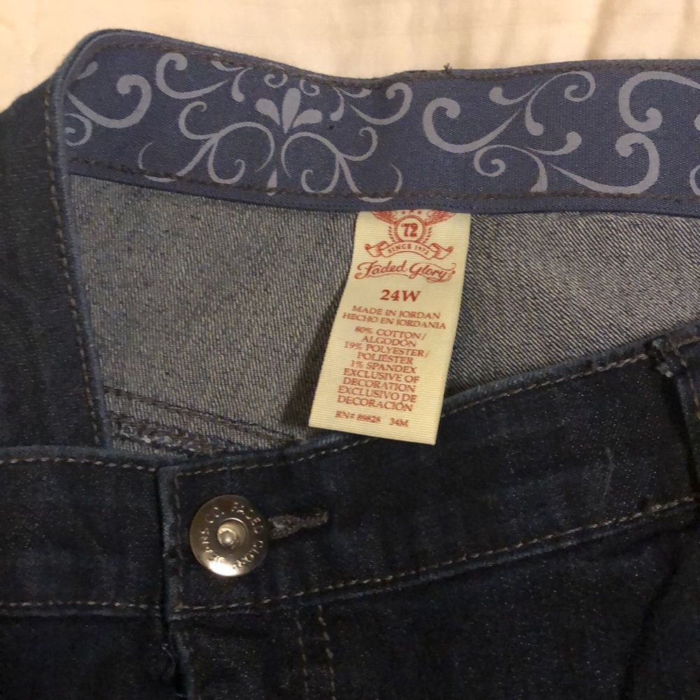 Faded Glory Caprice 24W